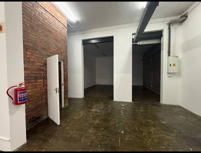 124M² WAREHOUSE TO LET IN MAITLAND